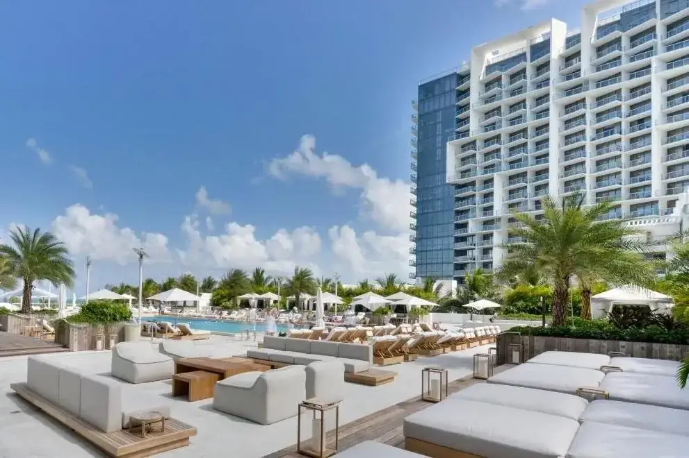 How to Visit Miami Like a Celebrity