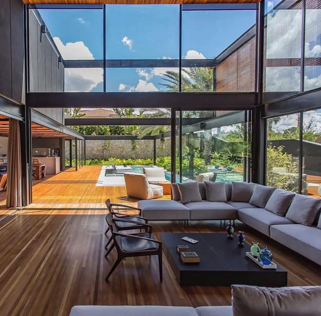 Smart Guide to House Orientation: Optimizing Sunlight, Energy Efficiency, and Comfort